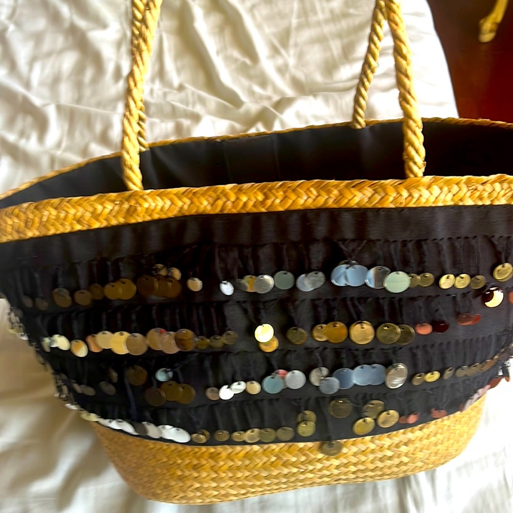 Straw bag preloved
